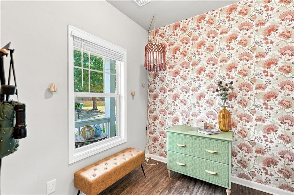3 bedroom, 3 bathroom, 1,791 sq ft townhouse under contract at 823 Ash Street, Holly Springs, GA 30114 — photo 5
