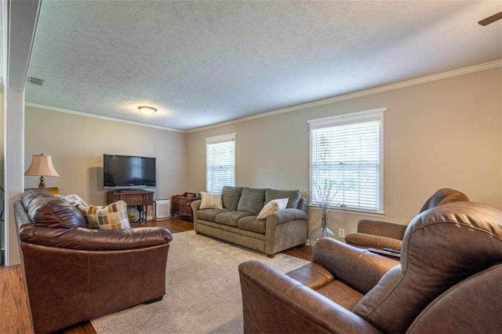 3 bedroom, 2 bathroom, 1,540 sq ft single family residence for sale at 1234 Old Dalton Road, Rome, GA 30165 — photo 7