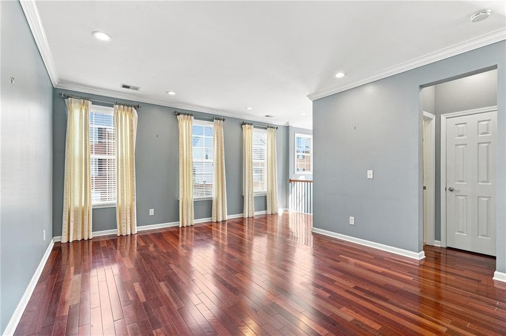 4 bedroom, 4 bathroom, 2,511 sq ft townhouse for sale at 3837 Chattahoochee Summit Drive, Atlanta, GA 30339 — photo 4