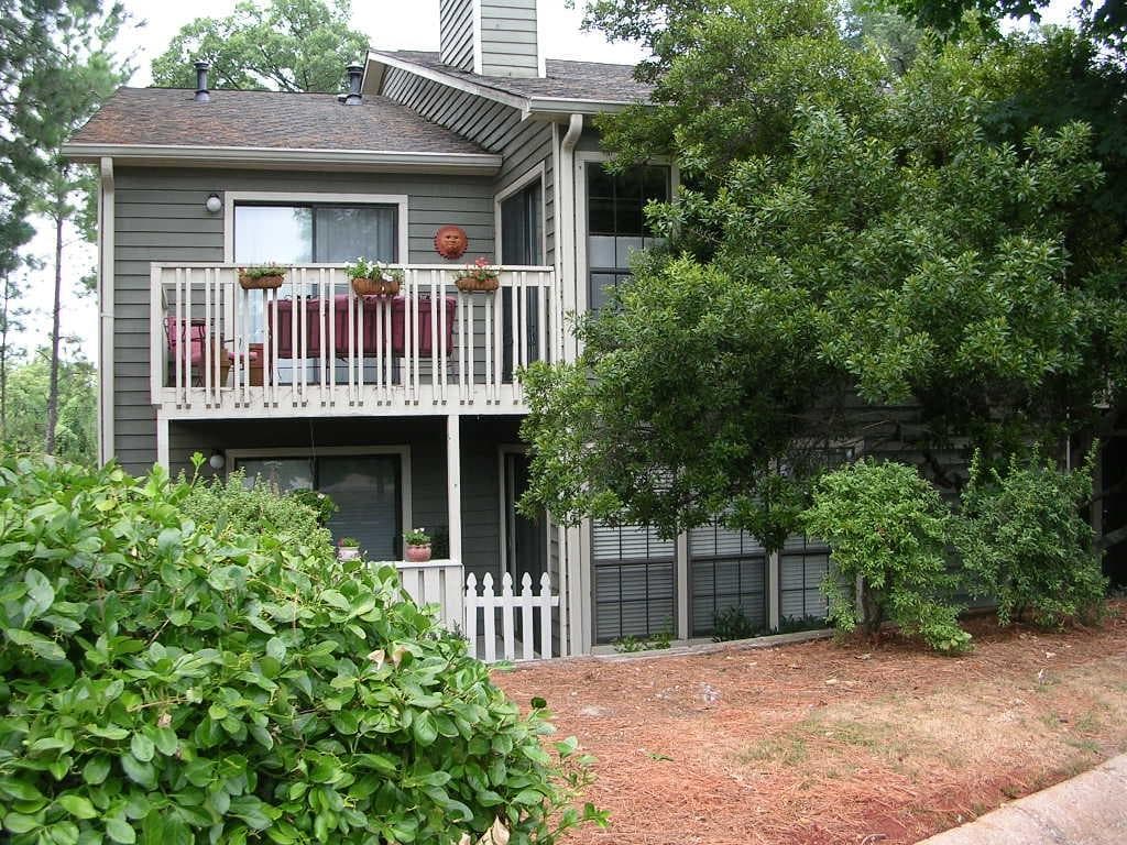 2 bedroom, 2 bathroom, 1,270 sq ft condominium for rent at 2683 Vinings Central Drive 61, Atlanta, GA 30339 for $1,800 a month — photo 6