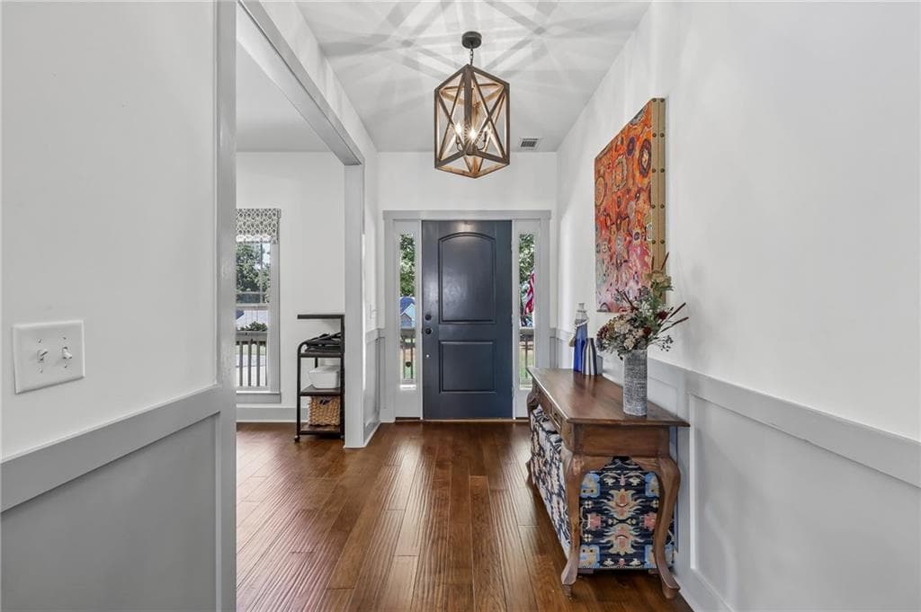 3 bedroom, 2 bathroom, 2,306 sq ft single family residence for sale at 7220 Serenity Place, Cumming, GA 30041 — photo 4