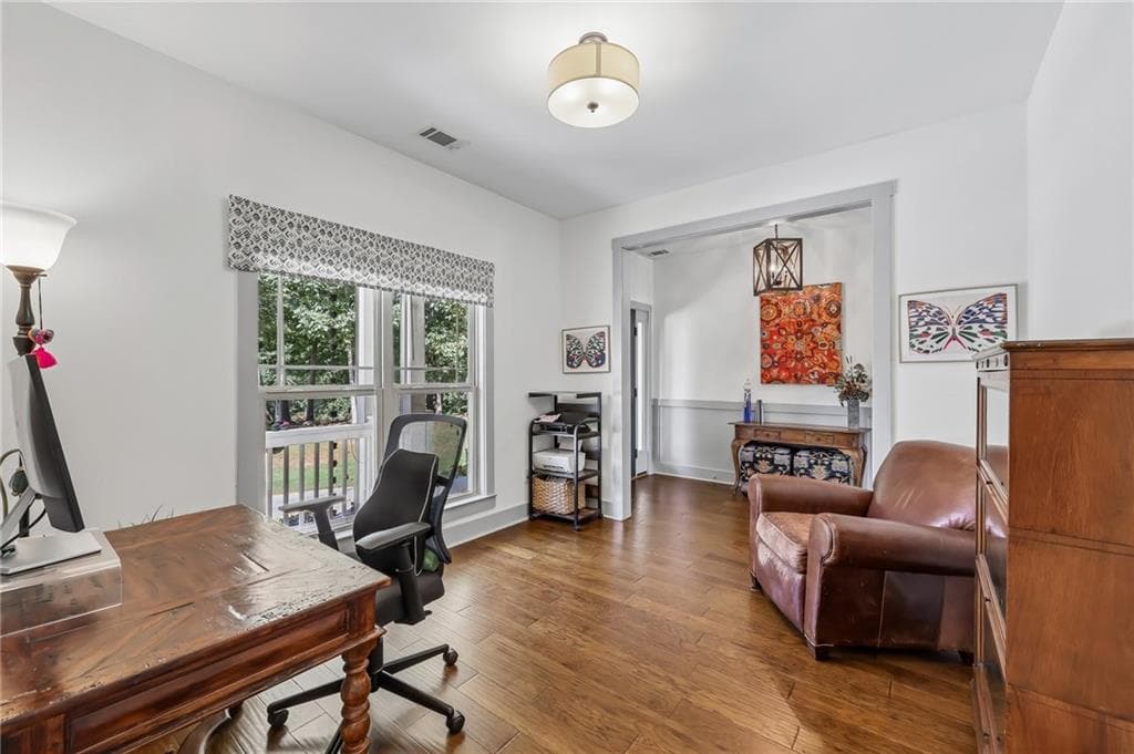 3 bedroom, 2 bathroom, 2,306 sq ft single family residence for sale at 7220 Serenity Place, Cumming, GA 30041 — photo 6