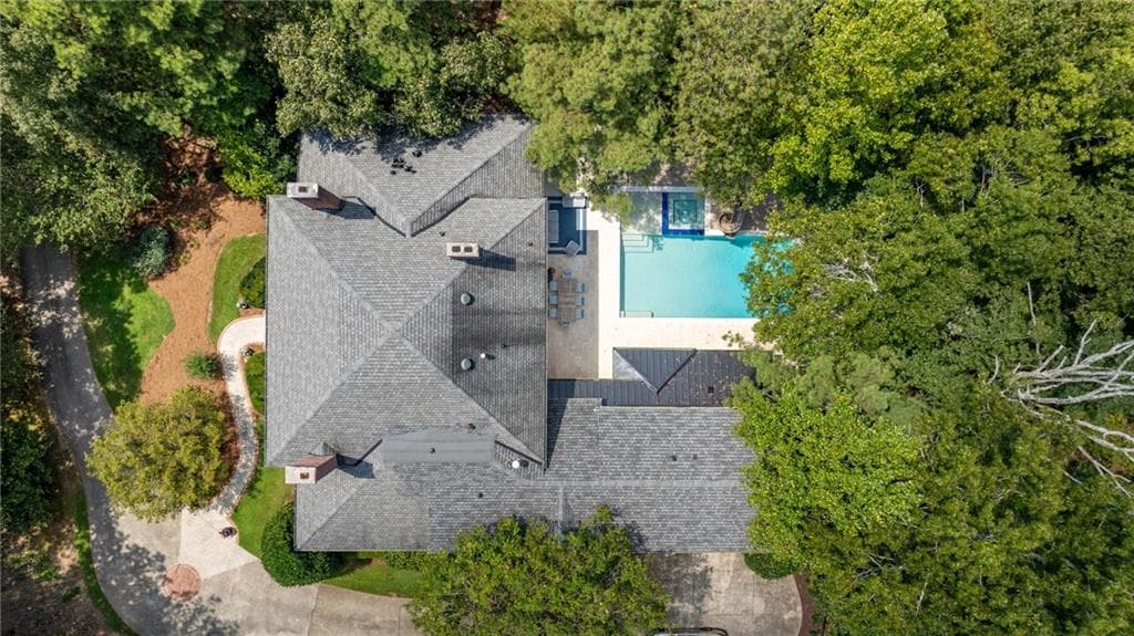 6 bedroom, 9 bathroom, 7,617 sq ft single family residence for sale at 4777 Riverview Road, Sandy Springs, GA 30327 — photo 2