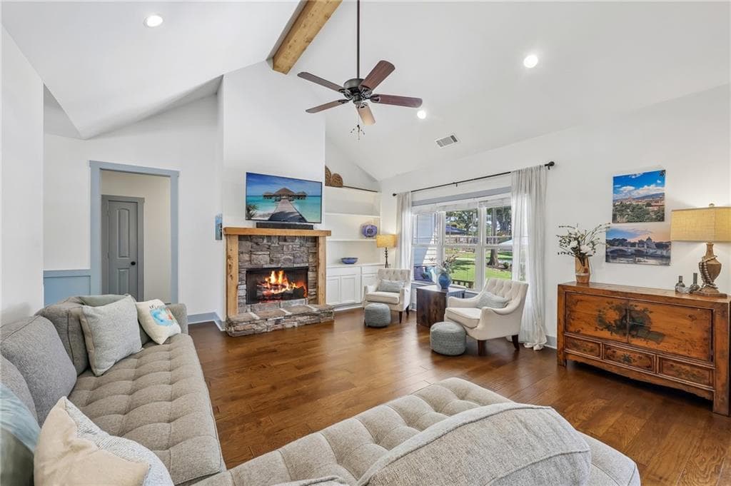 3 bedroom, 2 bathroom, 2,306 sq ft single family residence for sale at 7220 Serenity Place, Cumming, GA 30041 — photo 7