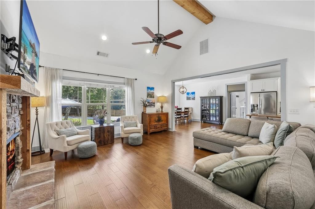 3 bedroom, 2 bathroom, 2,306 sq ft single family residence for sale at 7220 Serenity Place, Cumming, GA 30041 — photo 8