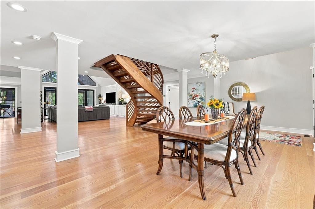 4 bedroom, 6 bathroom, 7,159 sq ft single family residence under contract at 3275 Lanier Beach South Road, Cumming, GA 30041 — photo 10