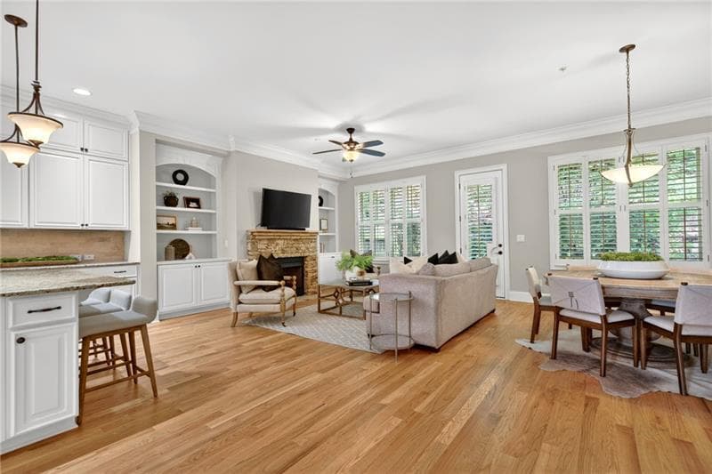 4 bedroom, 5 bathroom, 3,900 sq ft townhouse for sale at 3884 Paces Lookout Drive 14, Atlanta, GA 30339 — photo 8