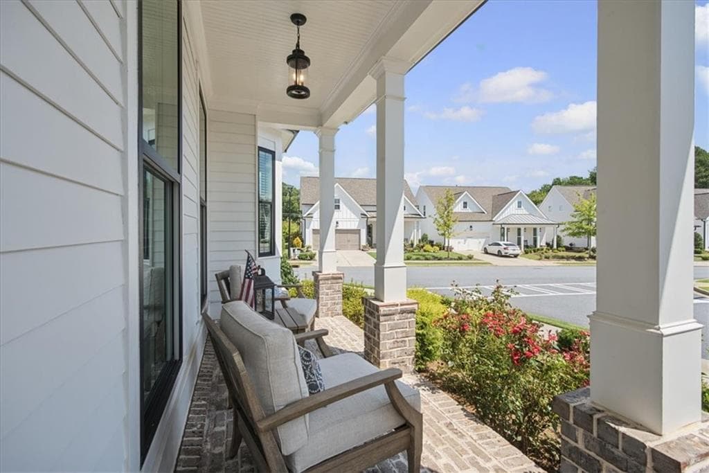 3 bedroom, 4 bathroom, 2,512 sq ft single family residence for sale at 700 Hickory Hollow Walk, Canton, GA 30115 — photo 9