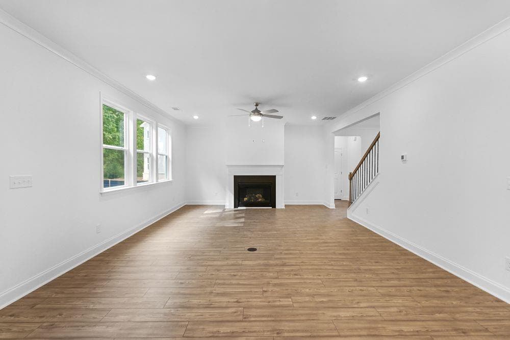 4 bedroom, 4 bathroom, 2,841 sq ft single family residence for sale at 8780 Stratford Oaks Avenue, Ball Ground, GA 30107 — photo 3