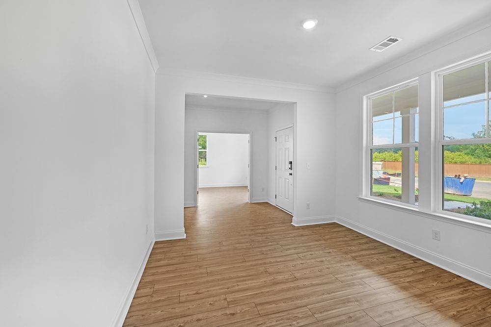 4 bedroom, 4 bathroom, 2,841 sq ft single family residence for sale at 8780 Stratford Oaks Avenue, Ball Ground, GA 30107 — photo 7