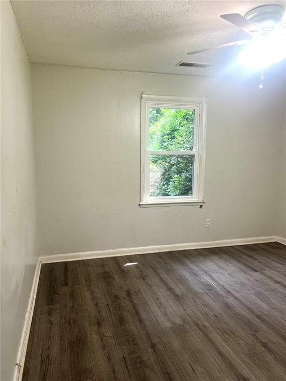 5 bedroom, 2 bathroom, 1,480 sq ft single family residence for sale at 3324 Miller Road, Lithonia, GA 30038 — photo 9