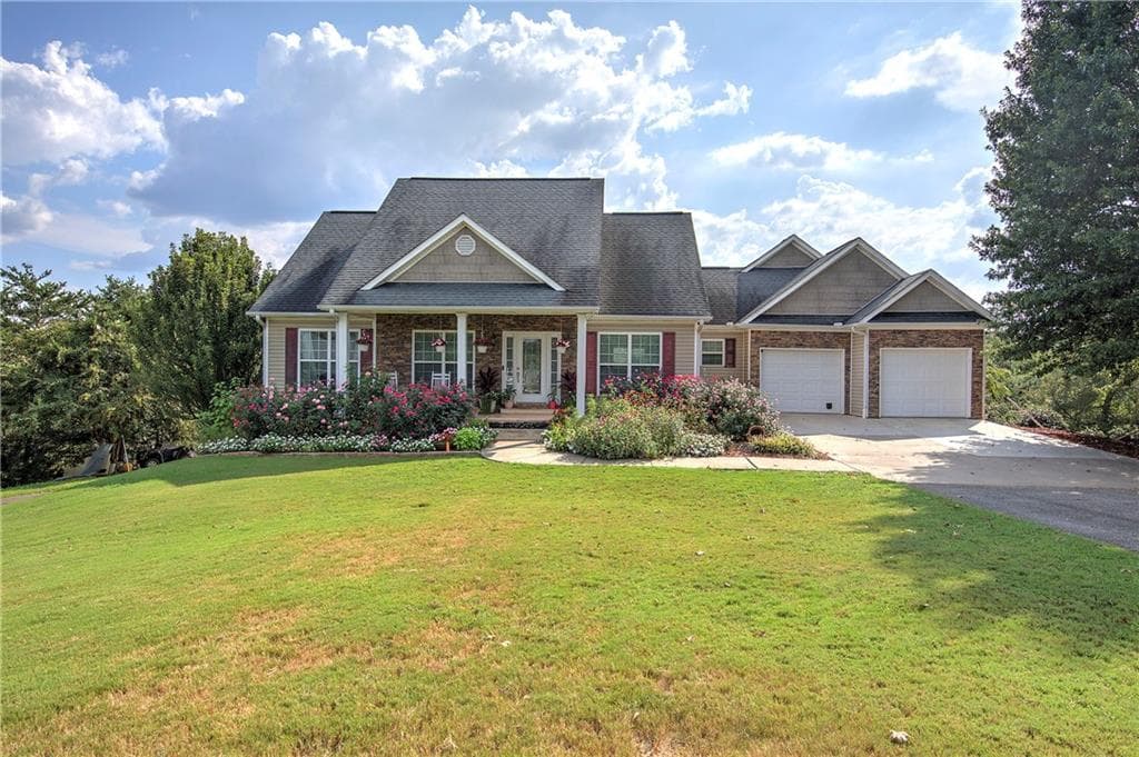 4 bedroom, 3 bathroom, 3,904 sq ft single family residence under contract at 3490 Pine Log Road, Rydal, GA 30171 — photo 2