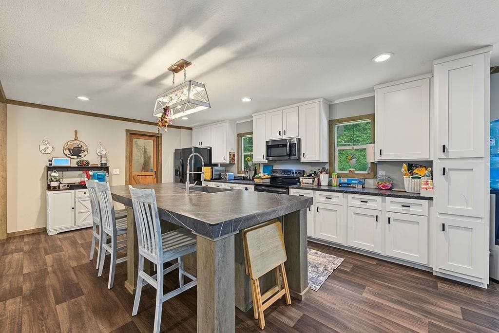 3 bedroom, 2 bathroom, 1,680 sq ft single family residence for sale at 118 Chester Harris Drive, Dallas, GA 30132 — photo 8