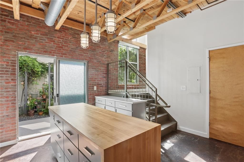 2 bedroom, 3 bathroom, 1,680 sq ft condominium for sale at 1661 La France Street 319, Atlanta, GA 30307 — photo 10
