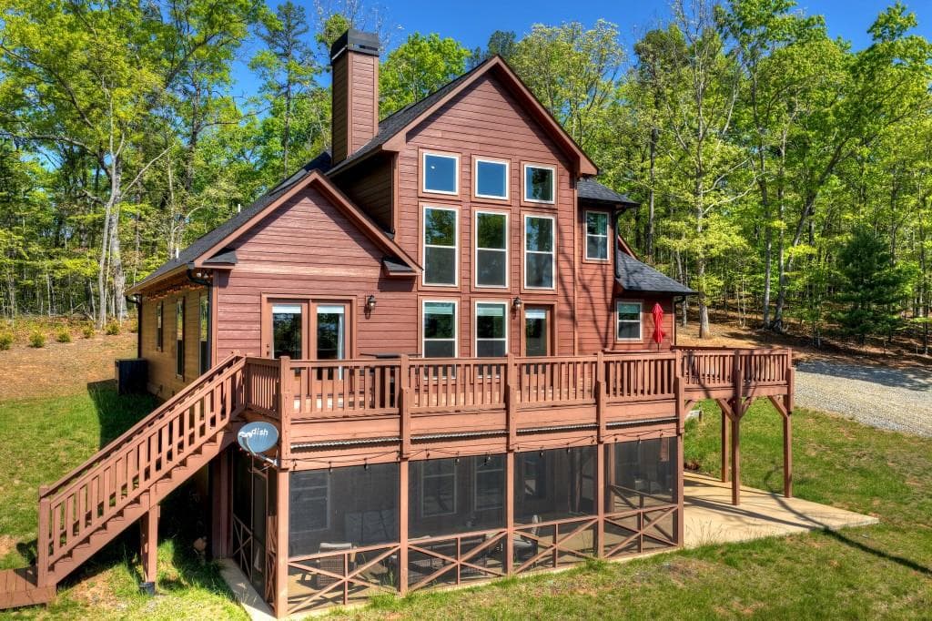 5 bedroom, 5 bathroom, 4,174 sq ft single family residence for sale at 769 Voylestown Road, Morganton, GA 30560 — photo 2