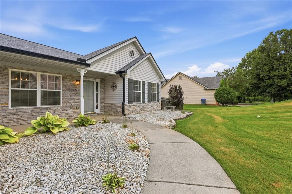 3 bedroom, 2 bathroom, 1 sq ft single family residence for sale at 953 Jefferson Walk Circle, Jefferson, GA 30549 — photo 7