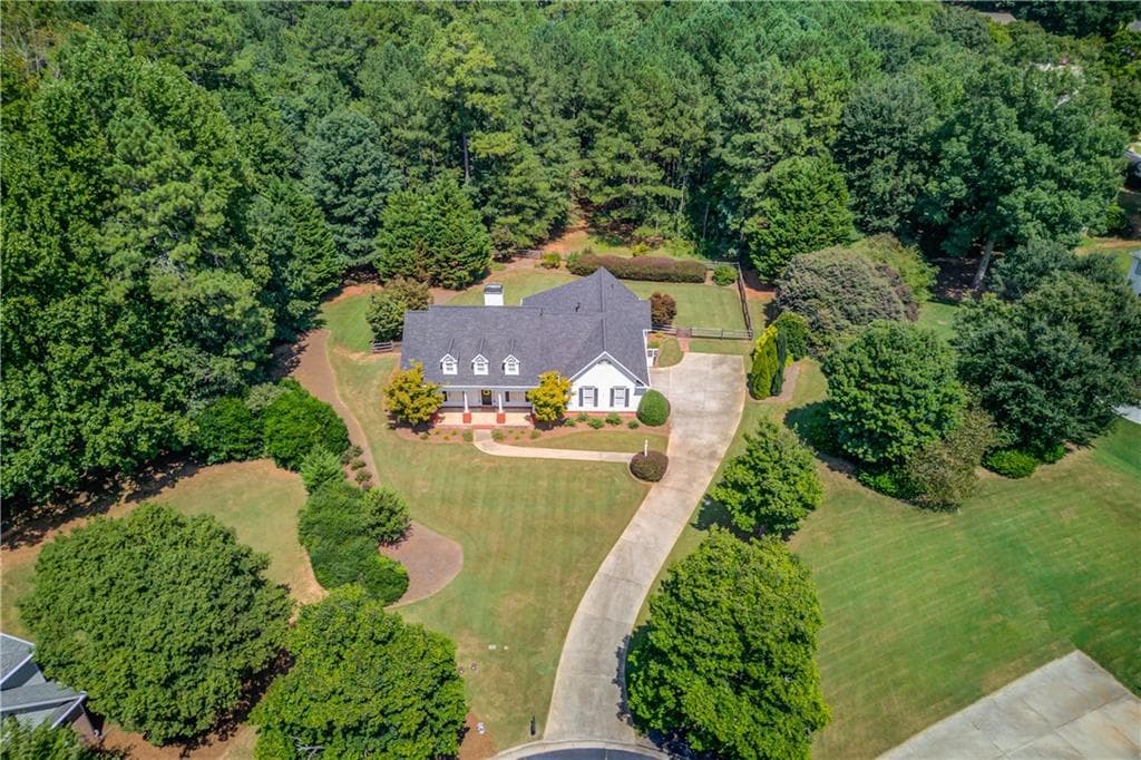 3 bedroom, 4 bathroom, 2,771 sq ft single family residence under contract at 2635 Heritage Lane, Monroe, GA 30656
