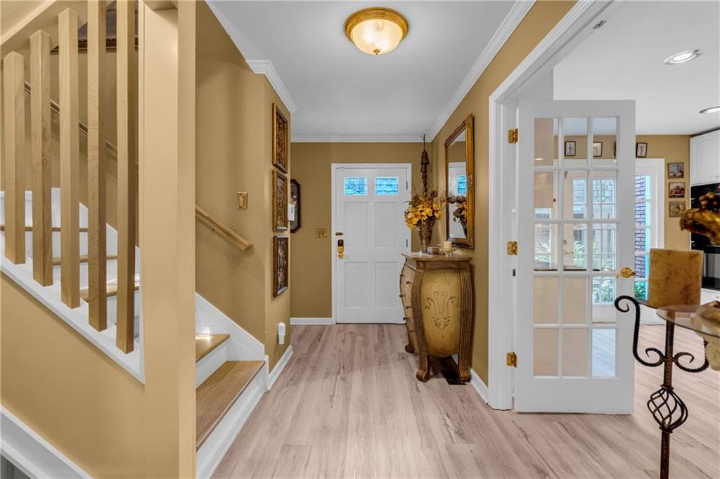 3 bedroom, 4 bathroom, 2,772 sq ft condominium for sale at 1417 Ashford Place, Brookhaven, GA 30319 — photo 4