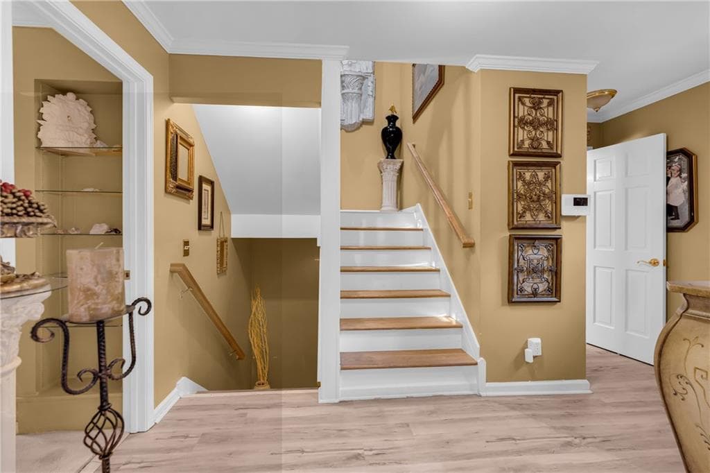 3 bedroom, 4 bathroom, 2,772 sq ft condominium for sale at 1417 Ashford Place, Brookhaven, GA 30319 — photo 5