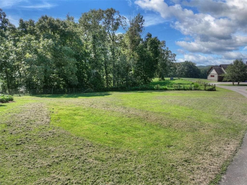 3 bedroom, 2 bathroom, 2,276 sq ft single family residence for sale at 2703 Hwy 382W, Ellijay, GA 30540 — photo 4