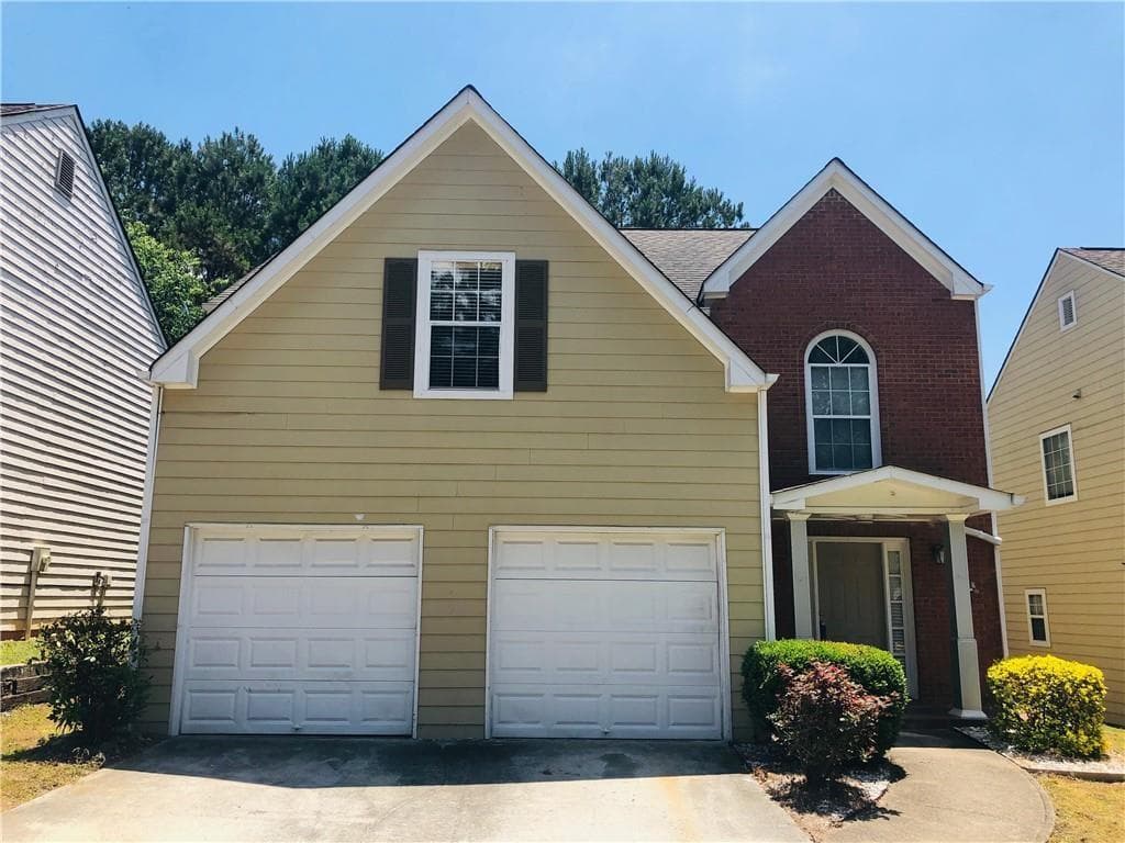3 bedroom, 3 bathroom, 2,121 sq ft single family residence for sale at 5280 Harbins Point Lane, Lilburn, GA 30047 — photo 2