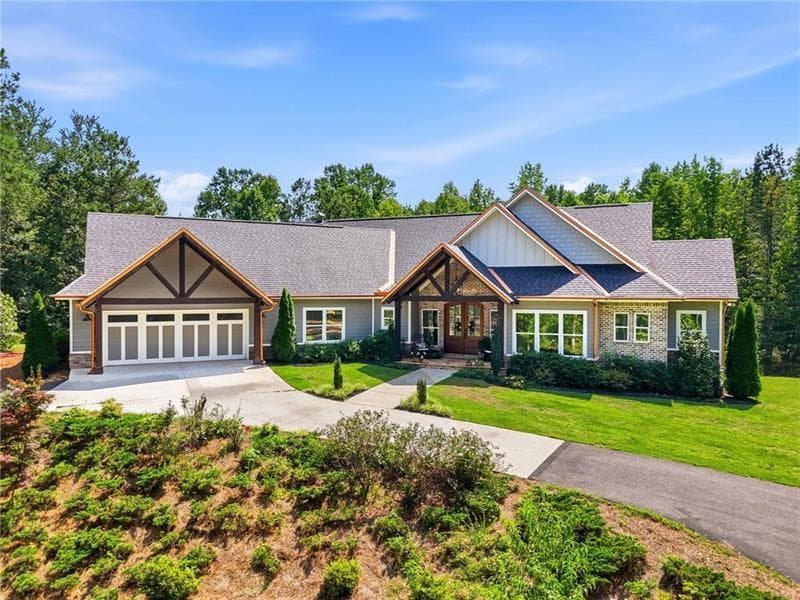 4 bedroom, 4 bathroom, 4,275 sq ft single family residence for sale at 24 Simpson Road, Bremen, GA 30110 — photo 2