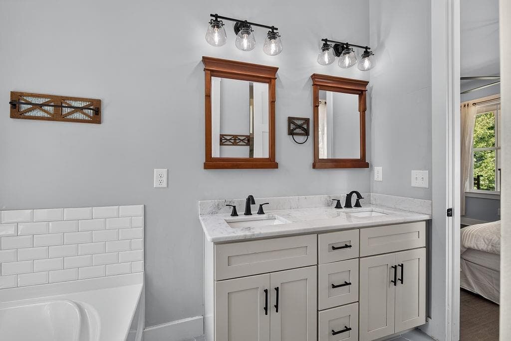 3 bedroom, 3 bathroom, 1,845 sq ft single family residence for sale at 54 Roscoe Road, Newnan, GA 30263 — photo 7