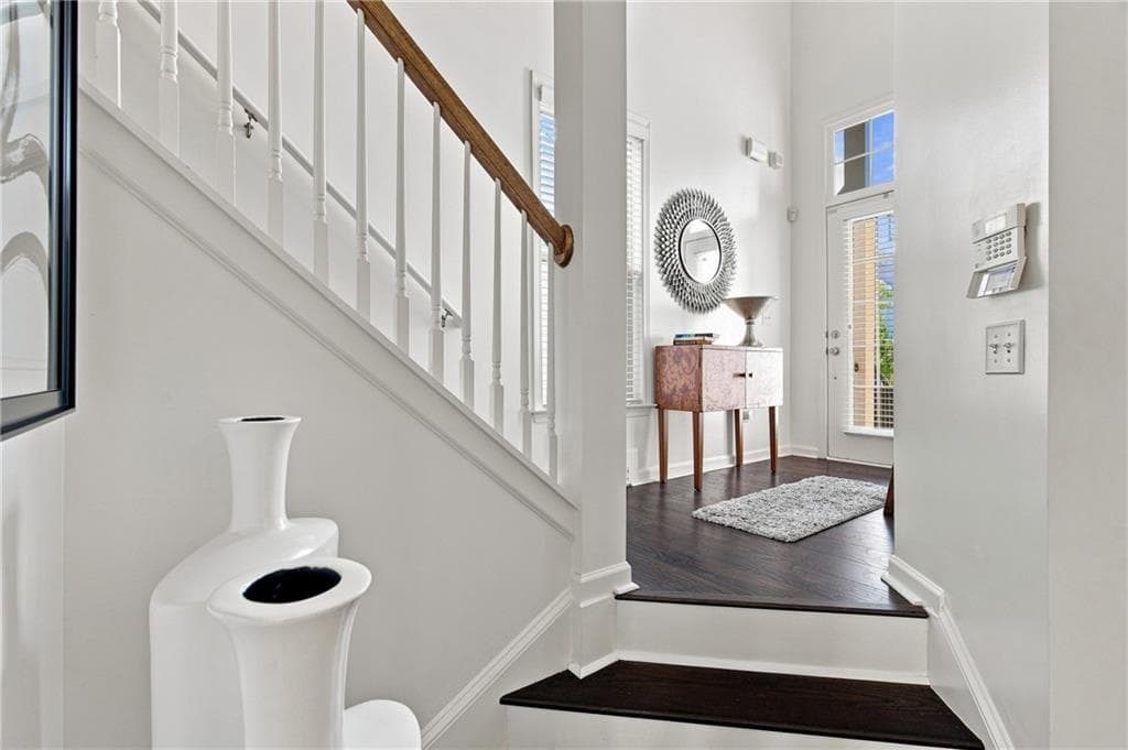 3 bedroom, 3 bathroom, 1,764 sq ft townhouse for sale at 7215 Rockhouse Road 15, Austell, GA 30168 — photo 3