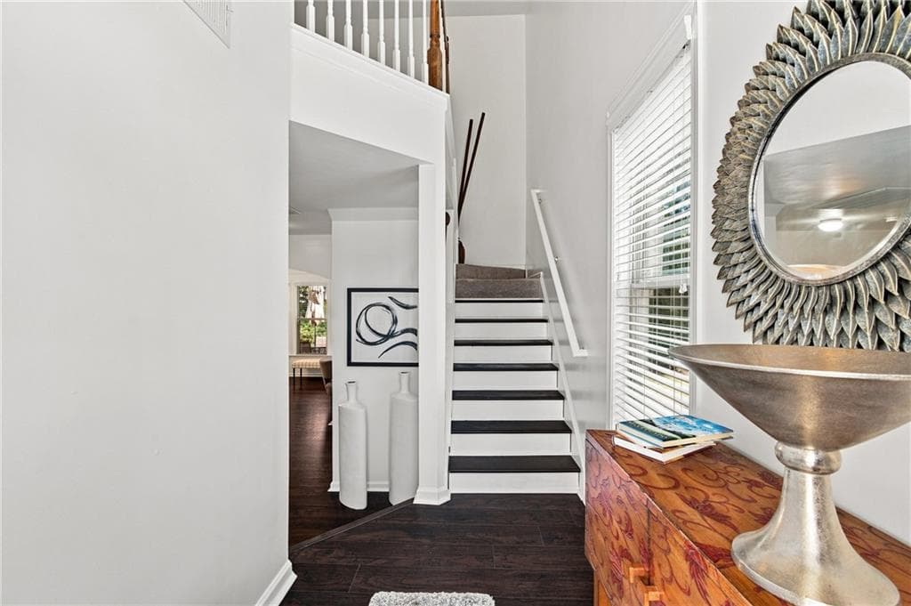3 bedroom, 3 bathroom, 1,764 sq ft townhouse for sale at 7215 Rockhouse Road 15, Austell, GA 30168 — photo 5