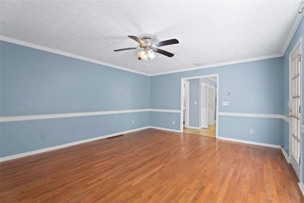 4 bedroom, 3 bathroom, 2,464 sq ft single family residence under contract at 2575 Fairview Lane, Jonesboro, GA 30236 — photo 9