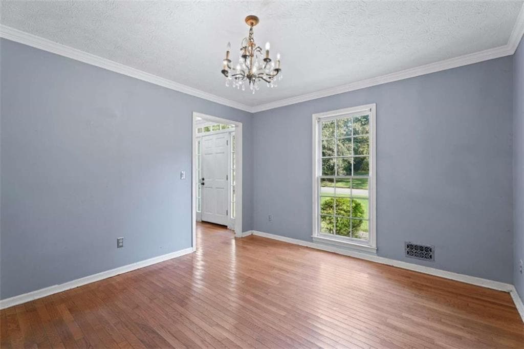4 bedroom, 3 bathroom, 2,464 sq ft single family residence under contract at 2575 Fairview Lane, Jonesboro, GA 30236 — photo 10