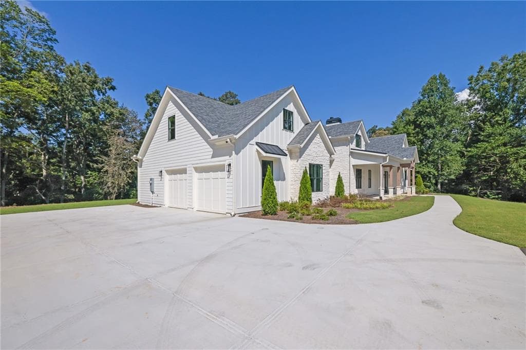 4 bedroom, 4 bathroom single family residence for sale at 255 Clear Creek Preserve Way, Ellijay, GA 30536 — photo 3