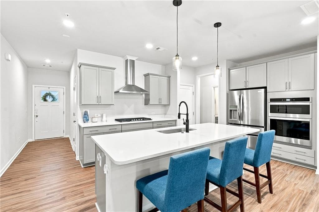 3 bedroom, 3 bathroom, 2,108 sq ft townhouse for sale at 604 Spadina Road, Marietta, GA 30060 — photo 3