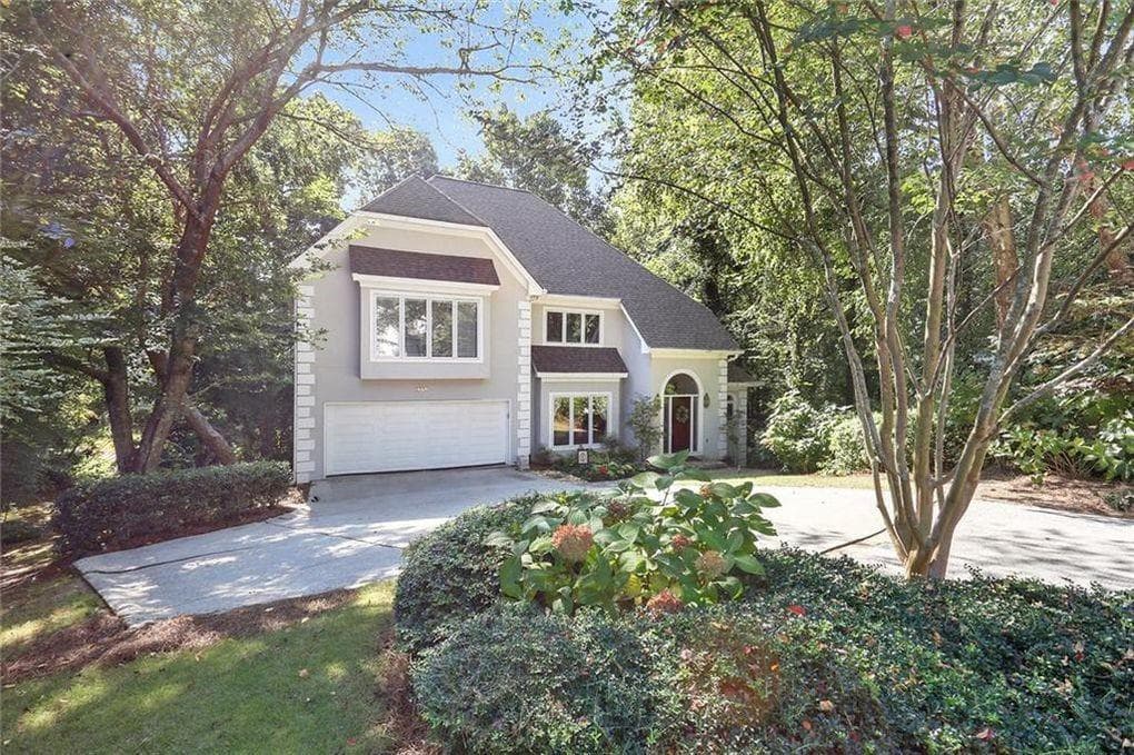 4 bedroom, 4 bathroom, 3,038 sq ft single family residence for rent at 930 Manchester Place, Sandy Springs, GA 30328 for $5,000 a month