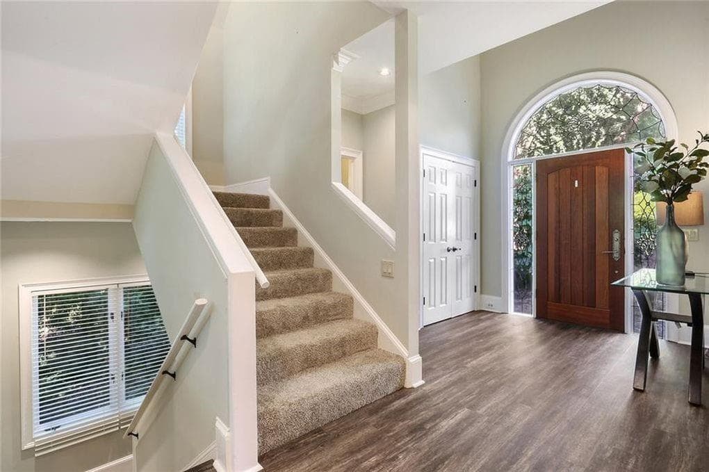 4 bedroom, 4 bathroom, 3,038 sq ft single family residence for rent at 930 Manchester Place, Sandy Springs, GA 30328 for $5,000 a month — photo 4
