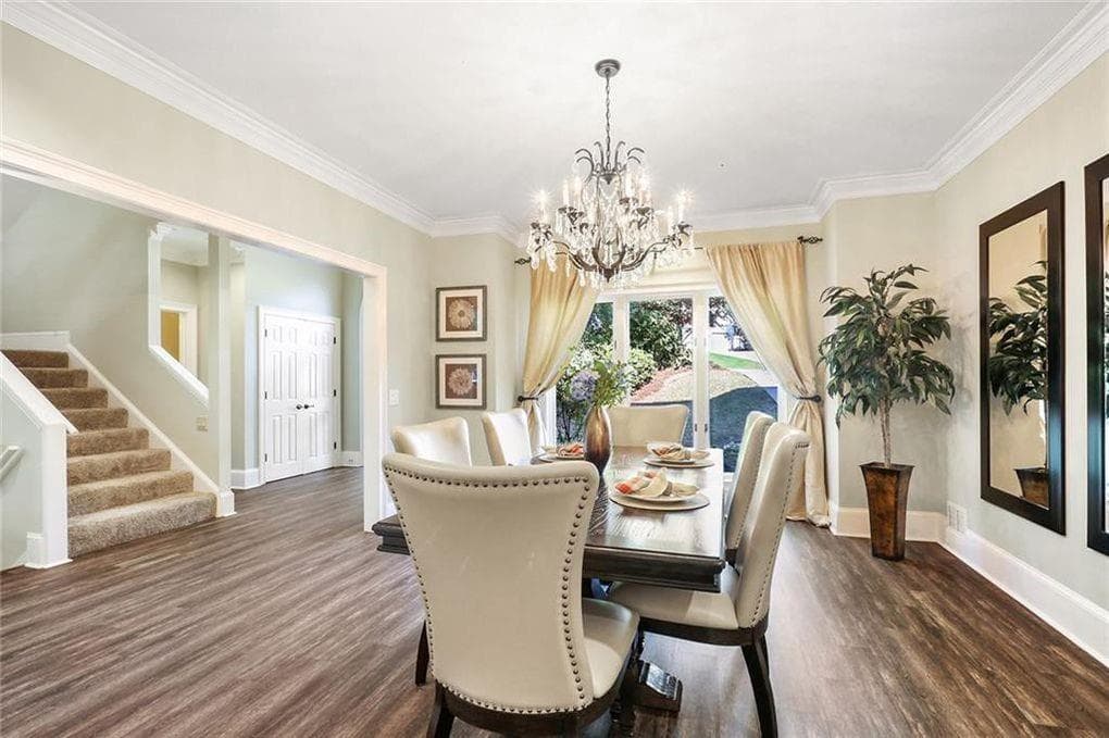 4 bedroom, 4 bathroom, 3,038 sq ft single family residence for rent at 930 Manchester Place, Sandy Springs, GA 30328 for $5,000 a month — photo 5
