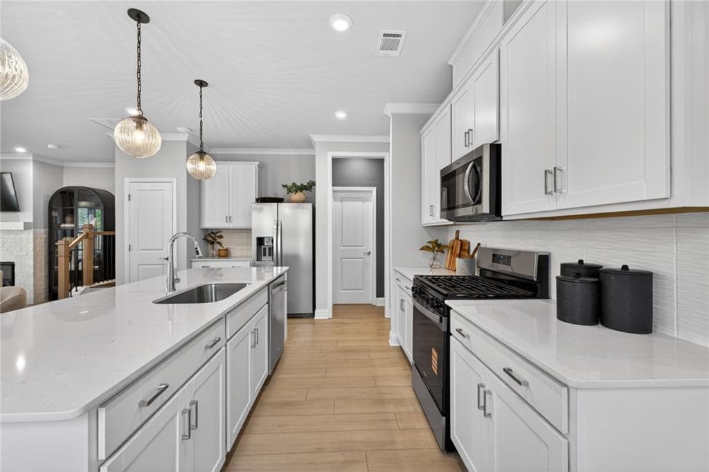 3 bedroom, 3 bathroom, 2,035 sq ft townhouse for sale at 3305 Promise Mill Lane, Cumming, GA 30040 — photo 9
