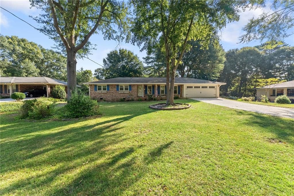 3 bedroom, 2 bathroom, 1,671 sq ft single family residence under contract at 1212 Stephens Street, Lilburn, GA 30047 — photo 3