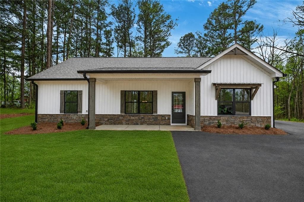 3 bedroom, 2 bathroom, 1,297 sq ft single family residence for sale at 362 PLEASANT HILL Road, Rockmart, GA 30153 — photo 7