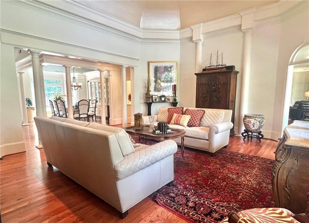 4 bedroom, 4 bathroom, 3,605 sq ft single family residence under contract at 125 Claridge Drive, Atlanta, GA 30342 — photo 5