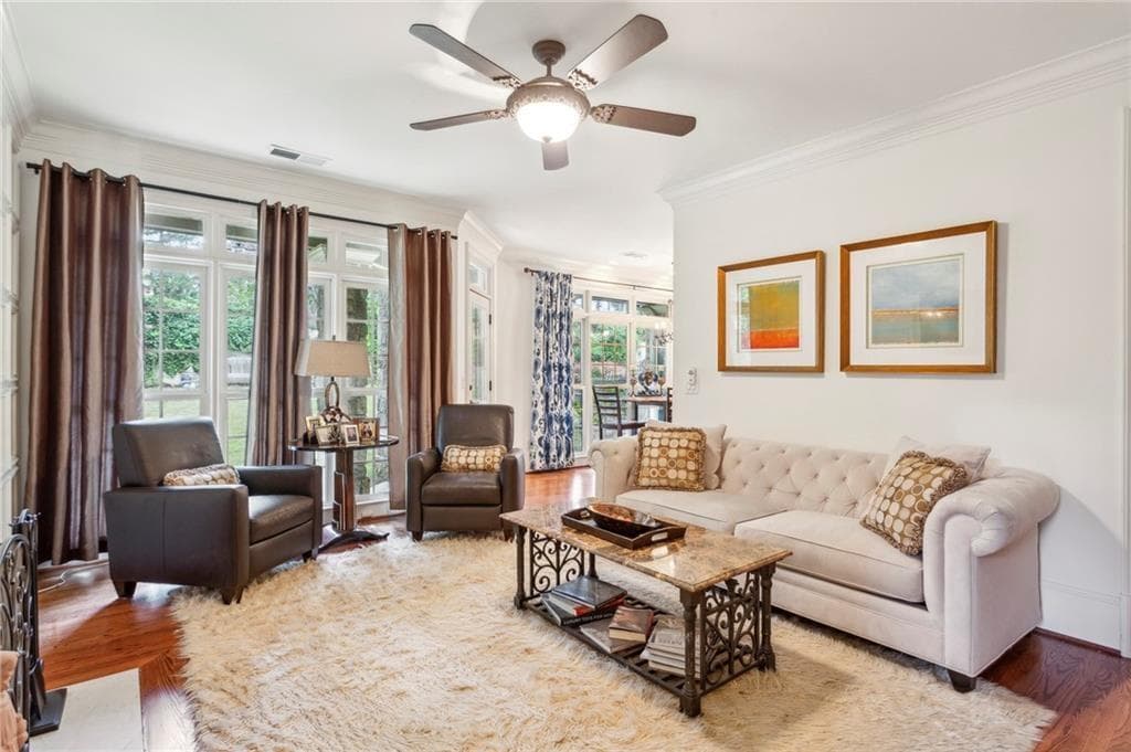 4 bedroom, 4 bathroom, 3,605 sq ft single family residence under contract at 125 Claridge Drive, Atlanta, GA 30342 — photo 9