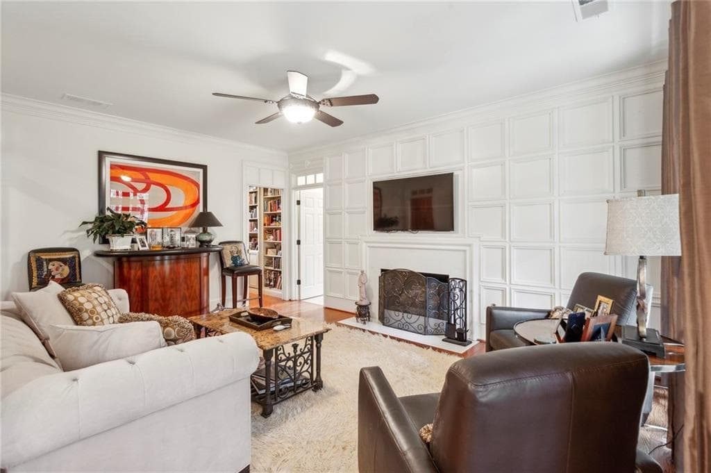 4 bedroom, 4 bathroom, 3,605 sq ft single family residence under contract at 125 Claridge Drive, Atlanta, GA 30342 — photo 10