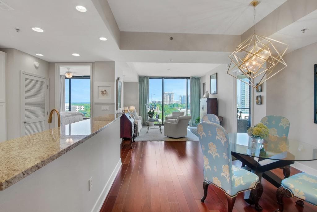 2 bedroom, 3 bathroom, 1,594 sq ft condominium for sale at 2795 Peachtree Road 1205, Atlanta, GA 30305