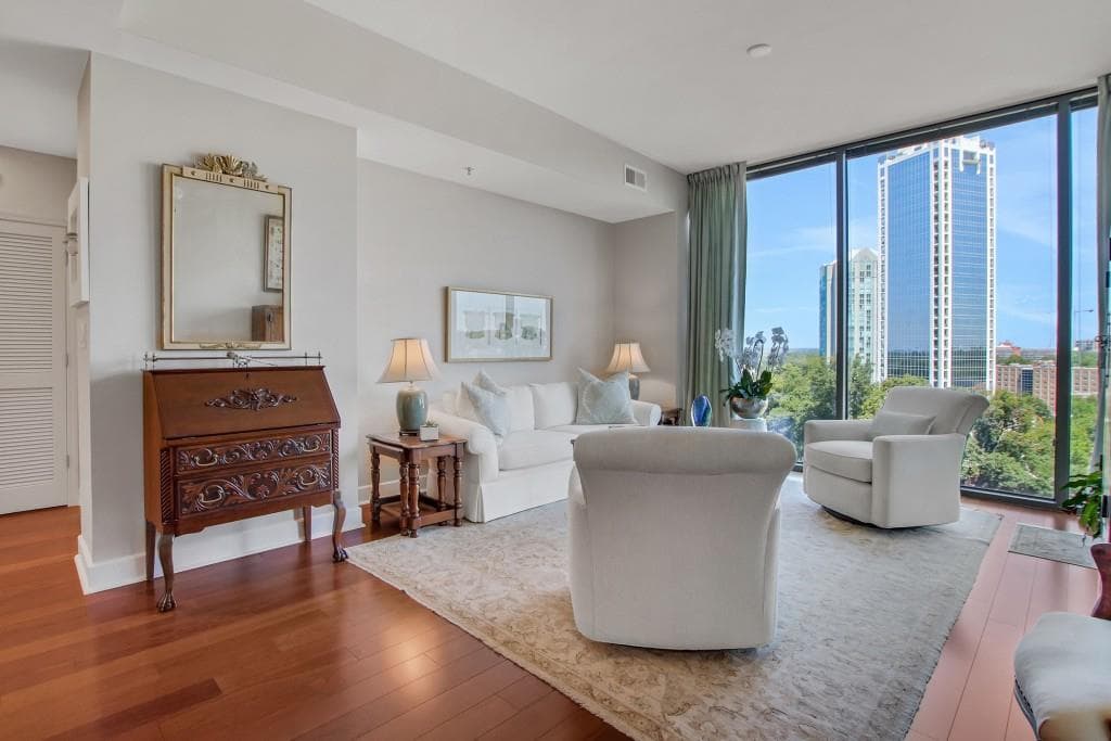 2 bedroom, 3 bathroom, 1,594 sq ft condominium for sale at 2795 Peachtree Road 1205, Atlanta, GA 30305 — photo 3