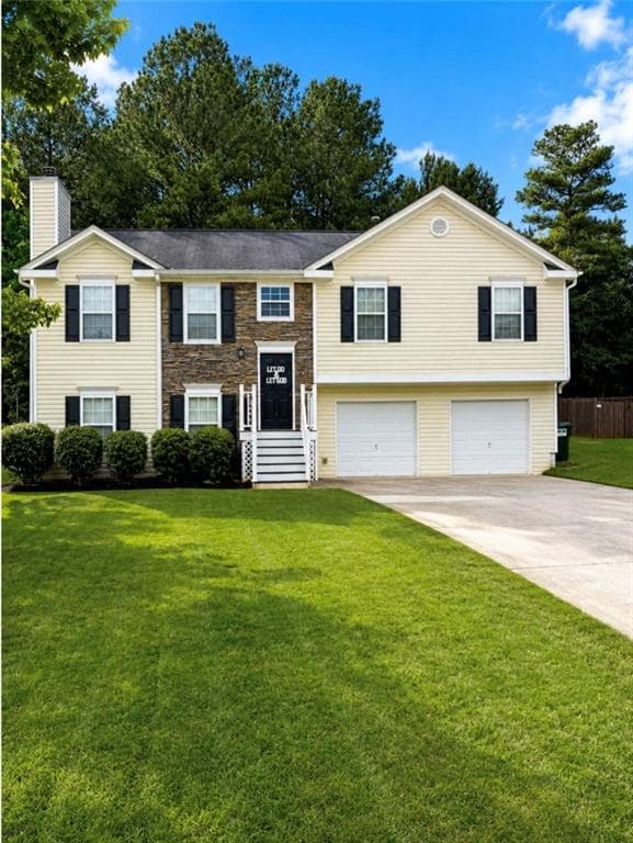 4 bedroom, 3 bathroom, 2,402 sq ft single family residence for sale at 280 Bridgestone Lane, Douglasville, GA 30134 — photo 2