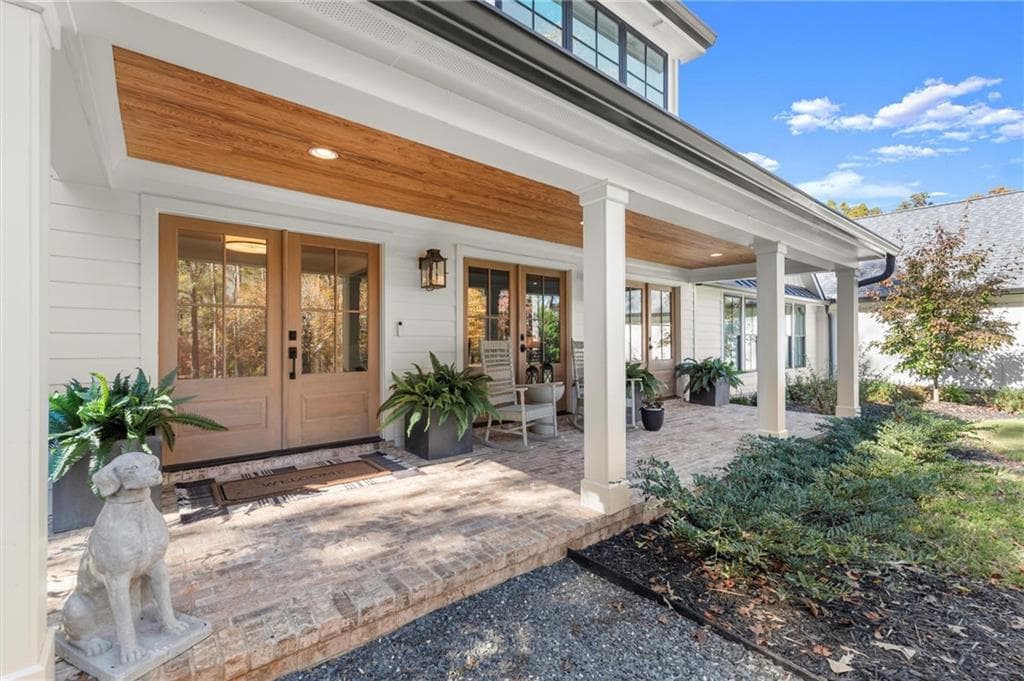 4 bedroom, 5 bathroom, 4,976 sq ft single family residence for sale at 441 Tanglewood Drive, Canton, GA 30115 — photo 3