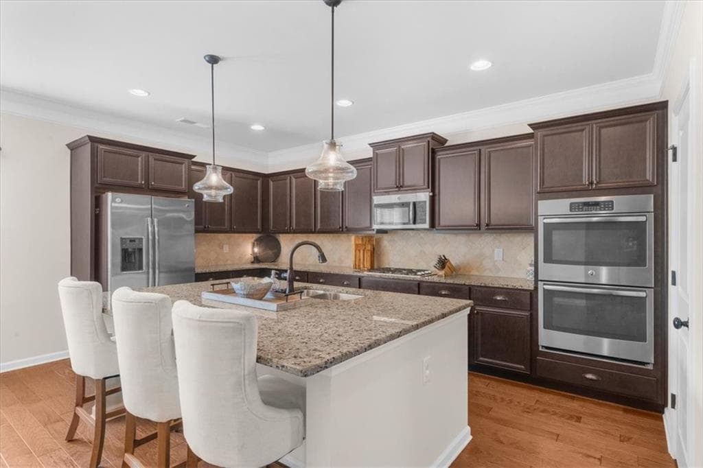 5 bedroom, 3 bathroom, 3,283 sq ft single family residence for sale at 4020 Raccoon Lane, Cumming, GA 30028 — photo 4