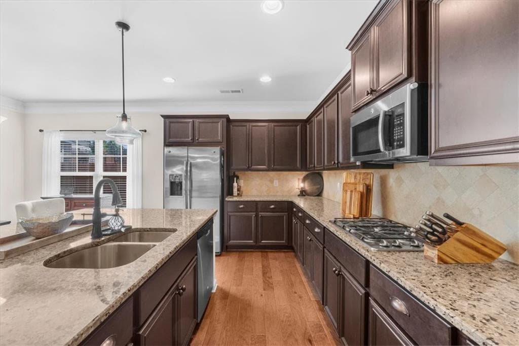 5 bedroom, 3 bathroom, 3,283 sq ft single family residence for sale at 4020 Raccoon Lane, Cumming, GA 30028 — photo 10