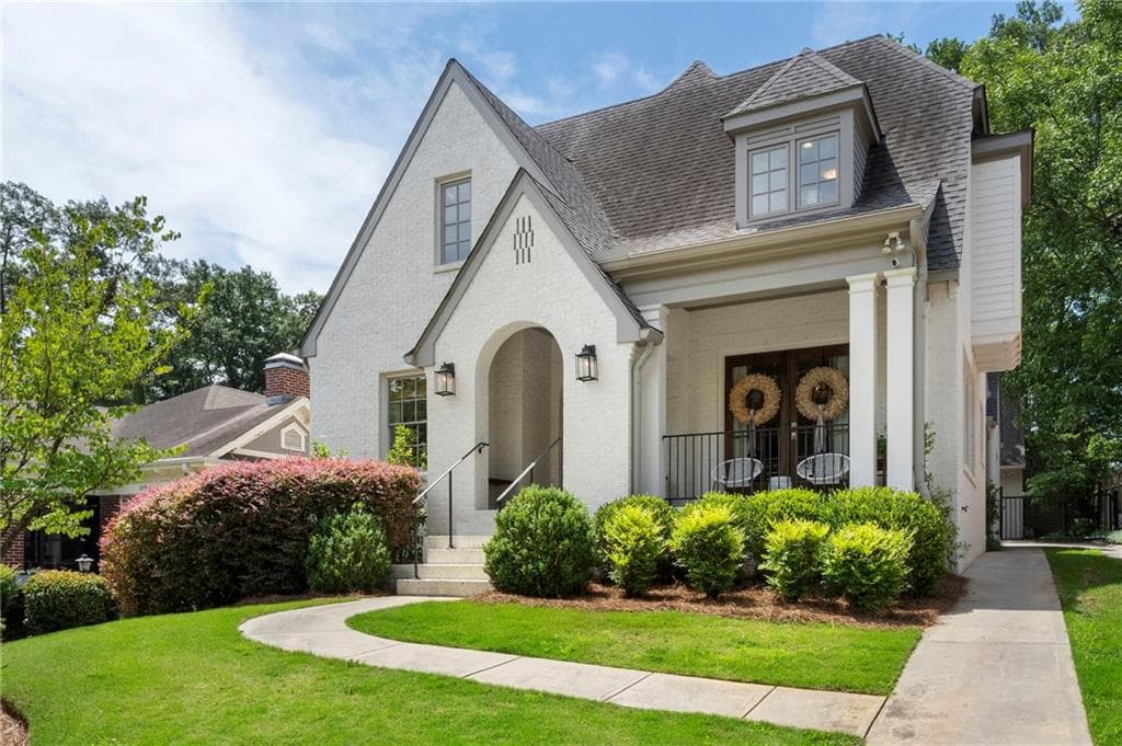 6 bedroom, 6 bathroom single family residence for rent at 1055 Bellevue Drive, Atlanta, GA 30306 for $12,000 a month — photo 2