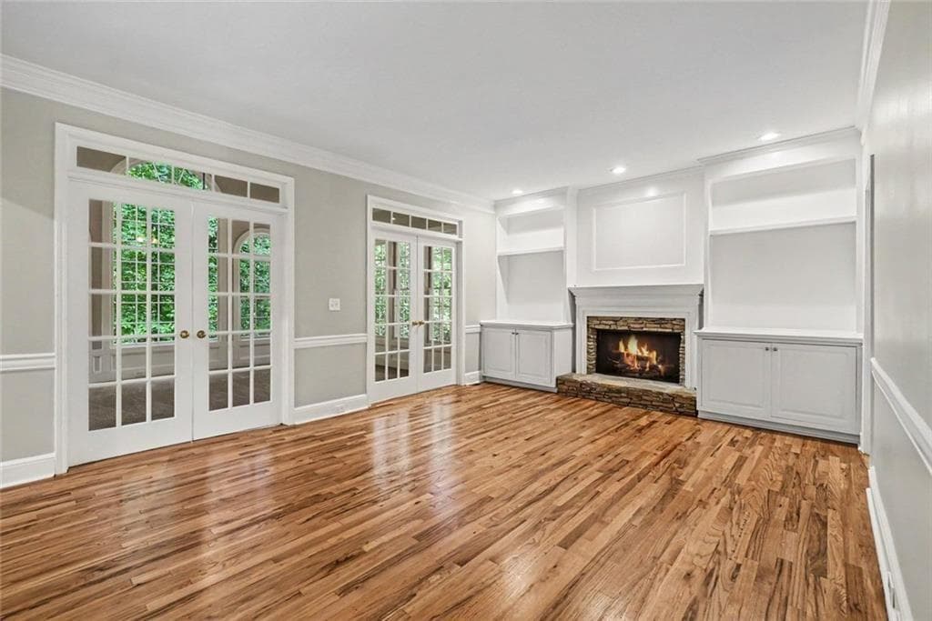 5 bedroom, 4 bathroom, 4,857 sq ft single family residence for sale at 3407 Fairway Court, Woodstock, GA 30189 — photo 4